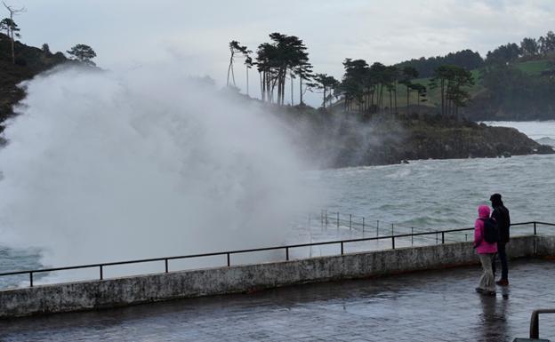 Las olas, en Lekeitio. 