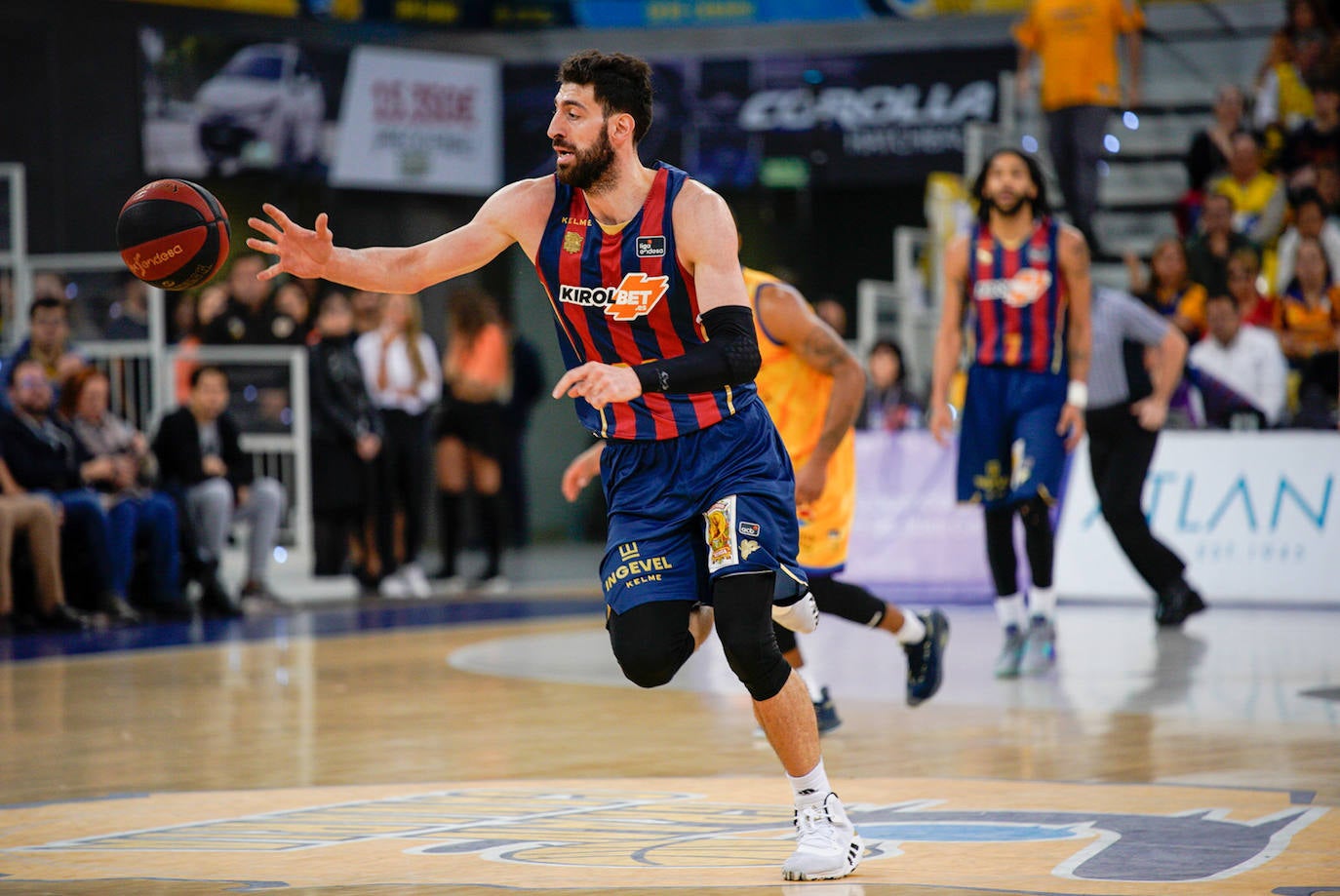 Fotos: Las mejores imágenes del Herbalife Gran Canaria - Kirolbet Baskonia