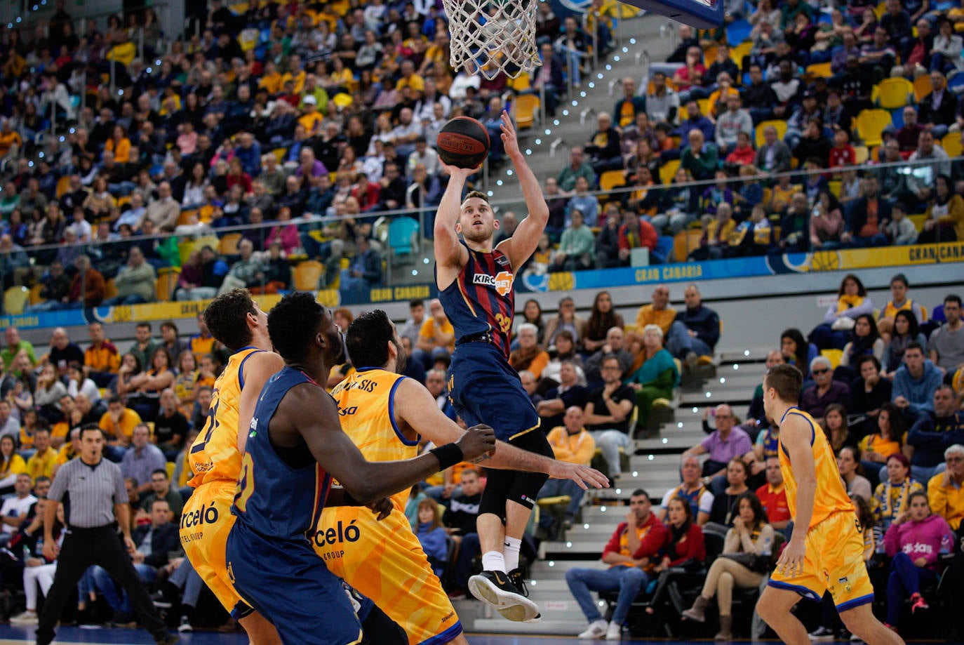 Fotos: Las mejores imágenes del Herbalife Gran Canaria - Kirolbet Baskonia
