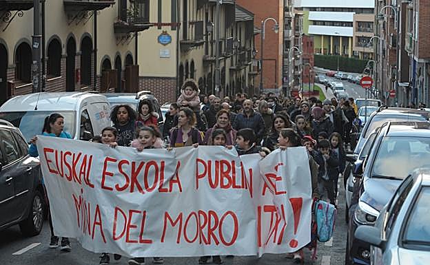 «El colegio Mina del Morro funciona muy bien, no somos un gueto»