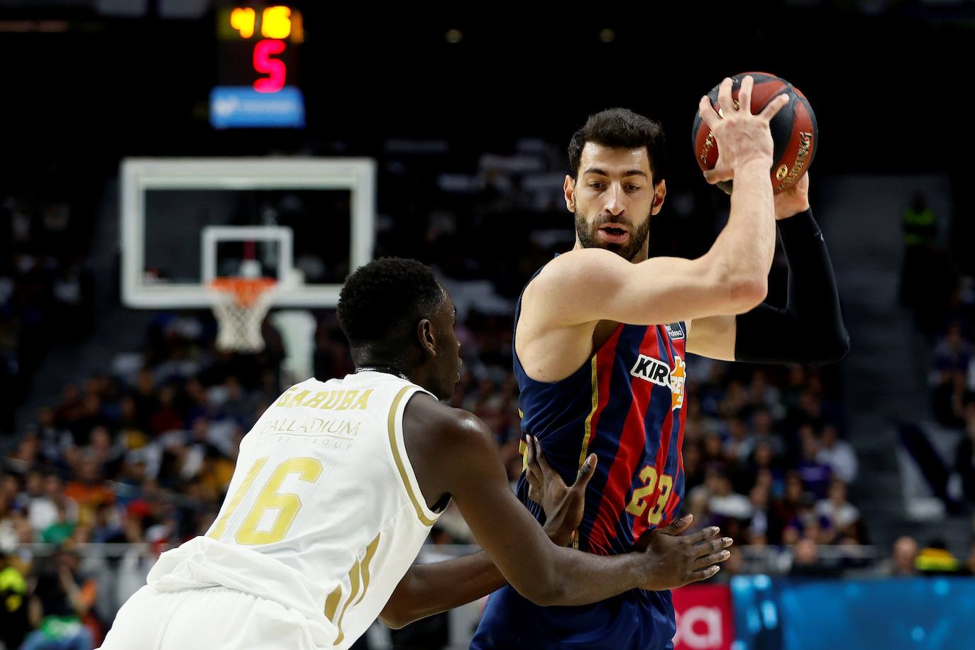 Fotos: Las fotos del Real Madrid - Baskonia