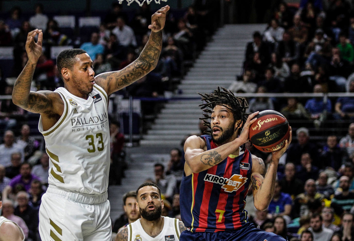 Fotos: Las fotos del Real Madrid - Baskonia