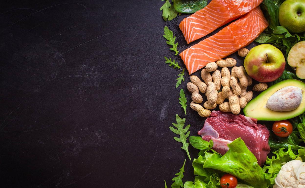 En esta dieta se basa en los productos vegetales y animales. 