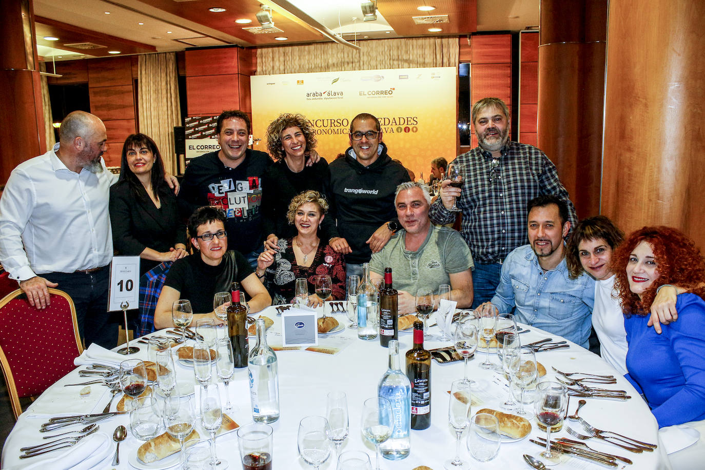 Fotos: Entrega de premios del XXIII Concurso de Sociedades Gastronómicas de Álava EL CORREO