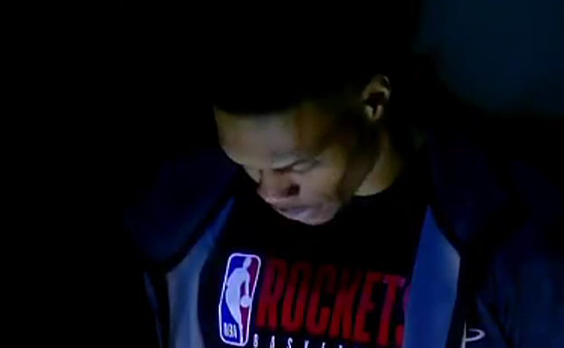 Así ha sido el primer minuto de silencio por la estrella fallecida