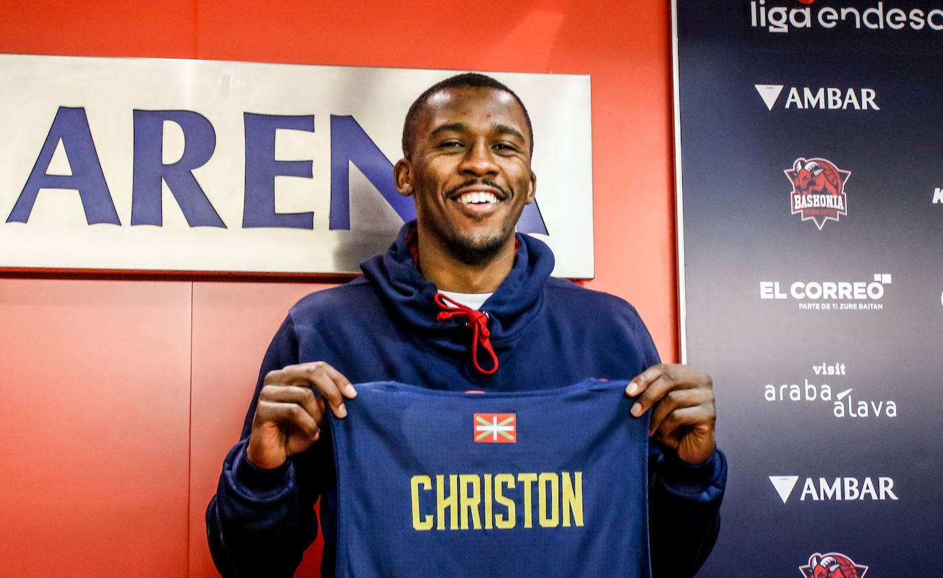 Fotos: La presentación de Christon con el Baskonia, en imágenes