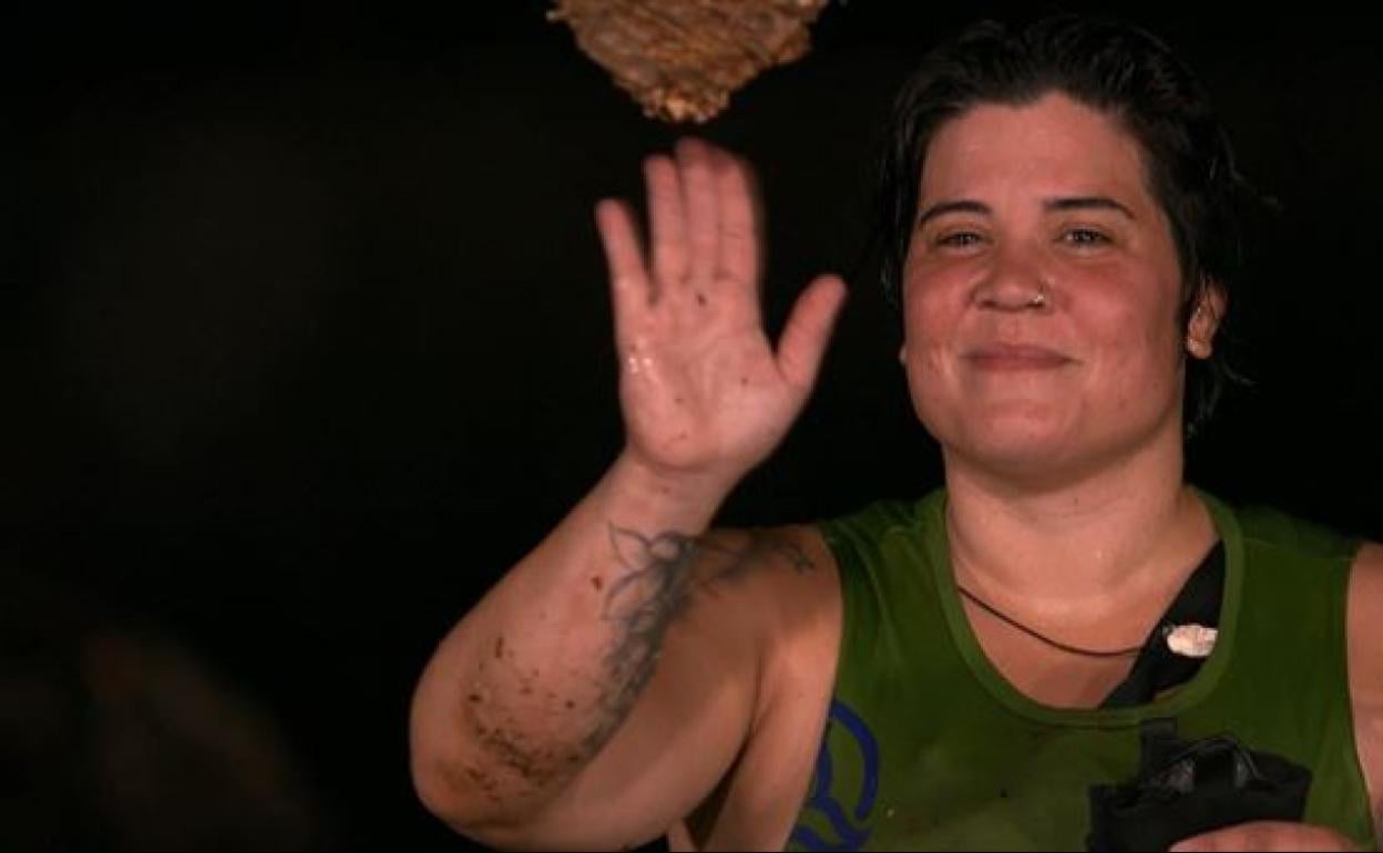 Vane se despide del programa. 