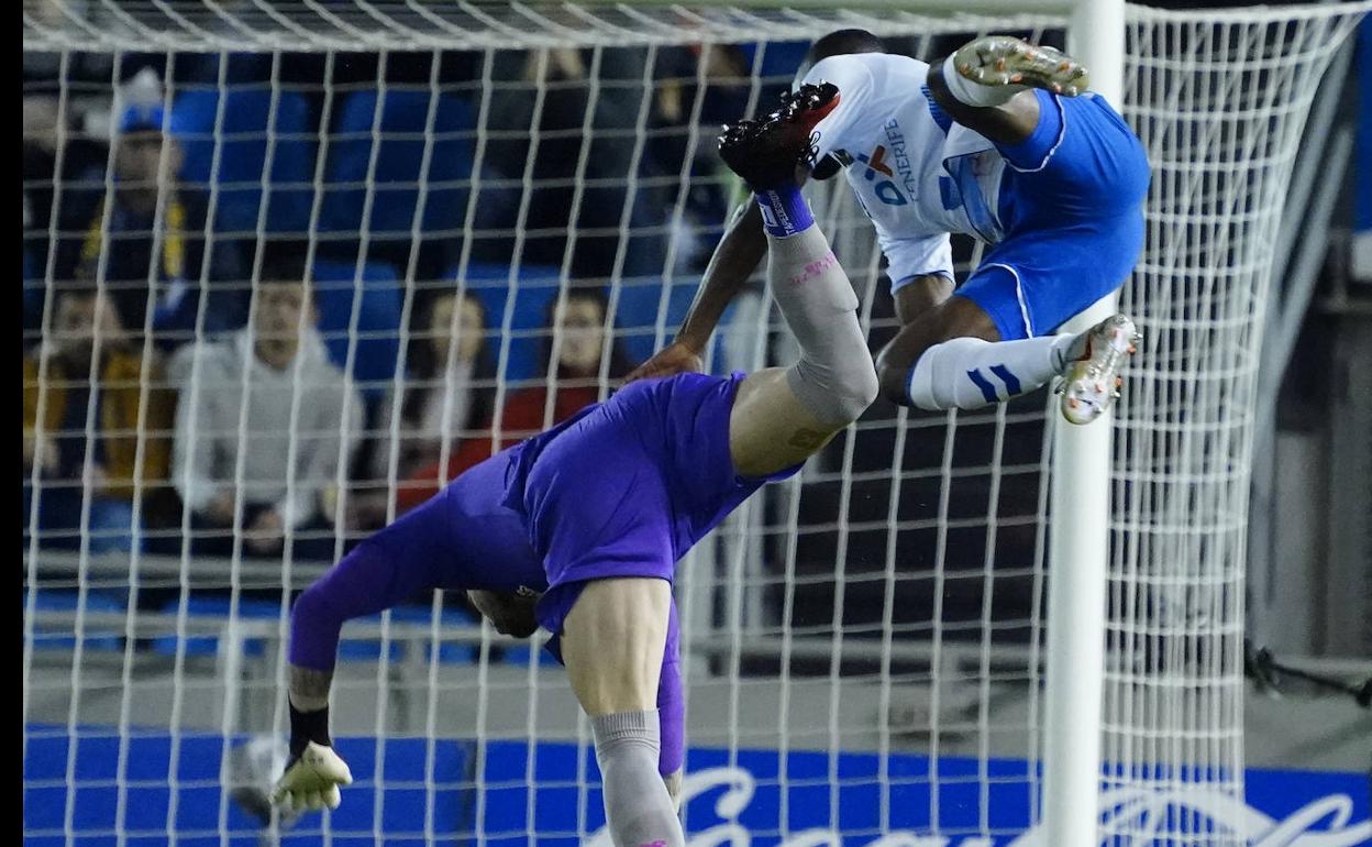 Herrerín pide «perdón» por su «grave error» en Tenerife