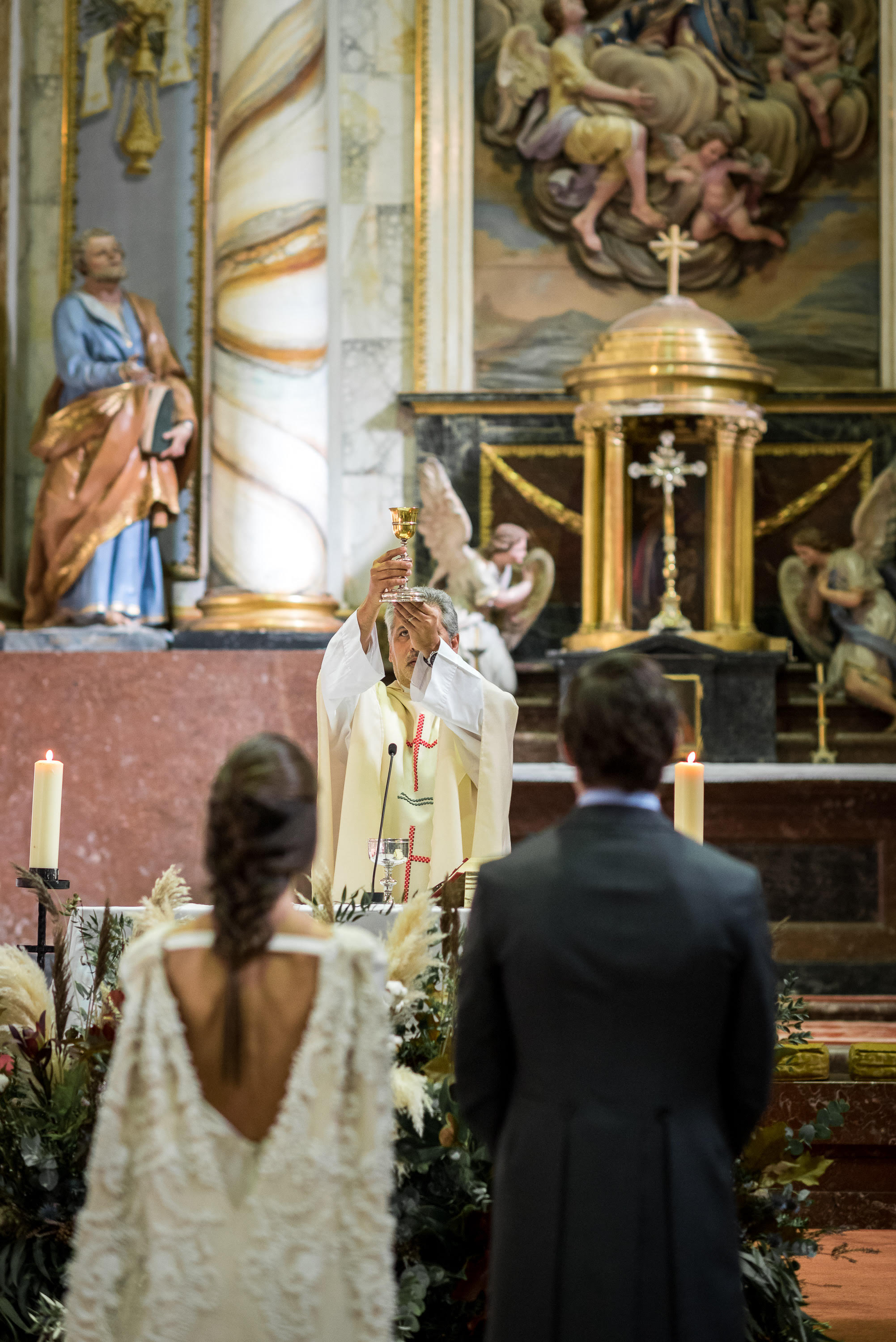 Fotos: La novia vitoriana del vestido viral que se casó en el Castillo de Arteaga