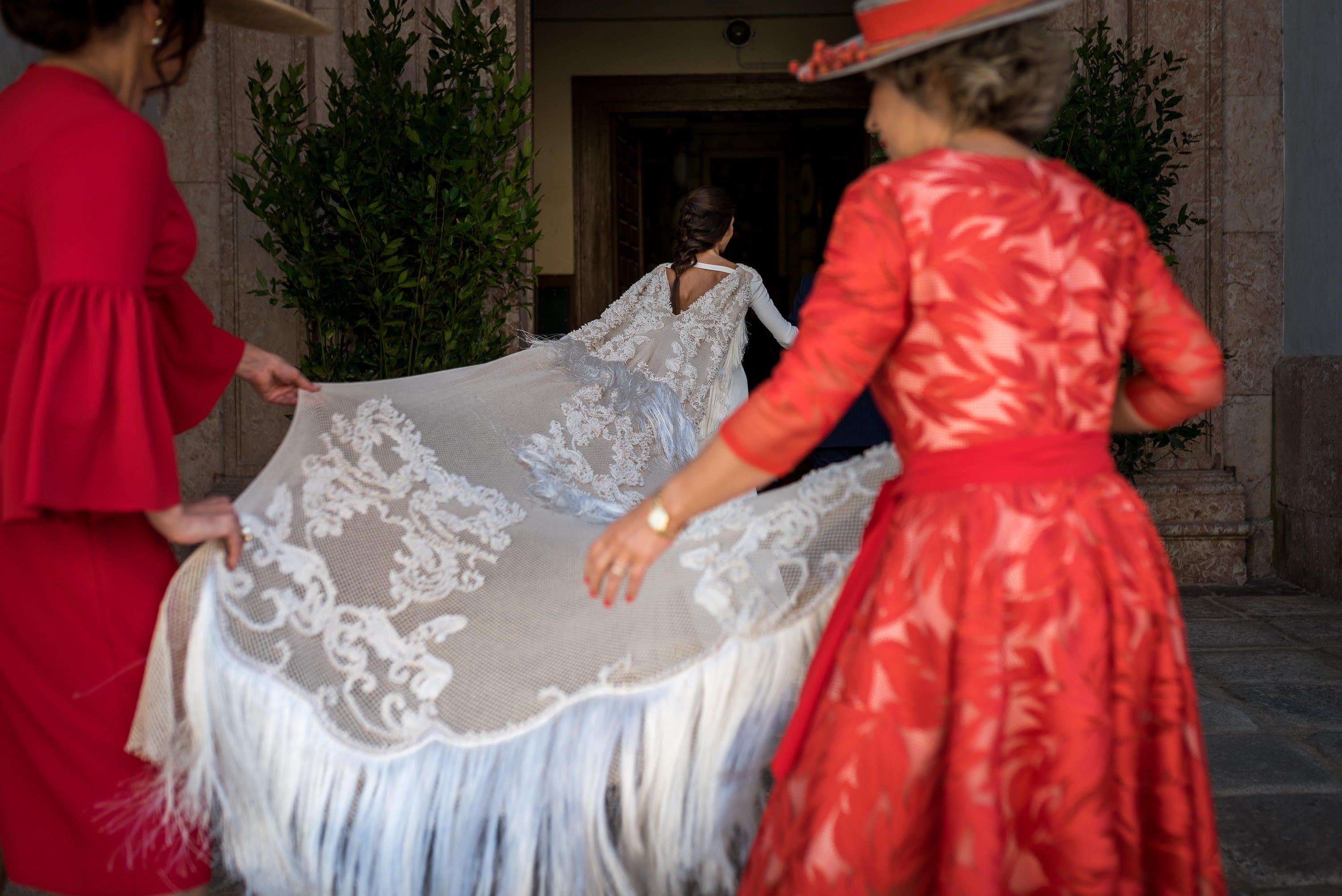 Fotos: La novia vitoriana del vestido viral que se casó en el Castillo de Arteaga