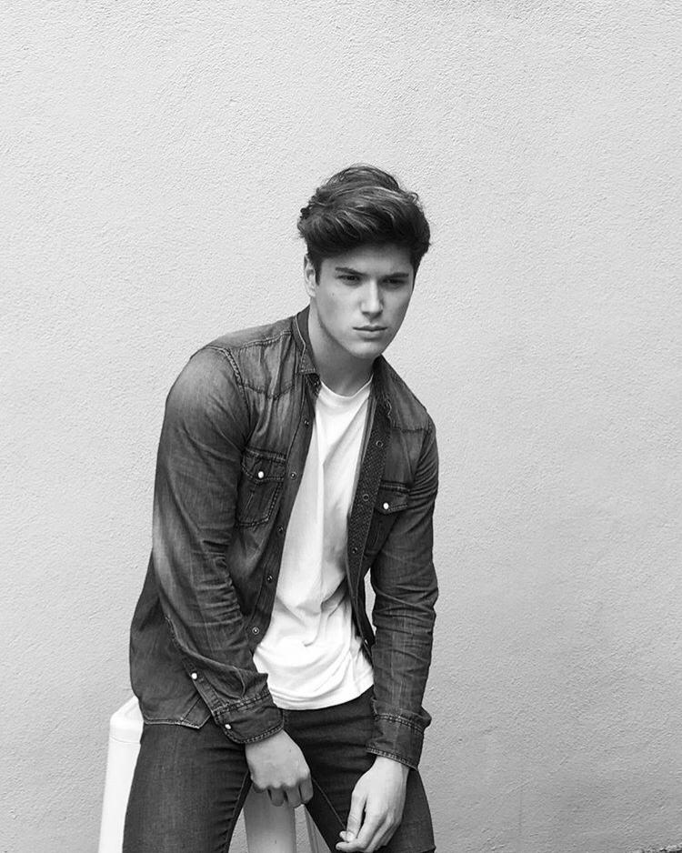 Fotos: Deportista y de Sodupe: así es Adrián, el joven más guapo de Euskadi