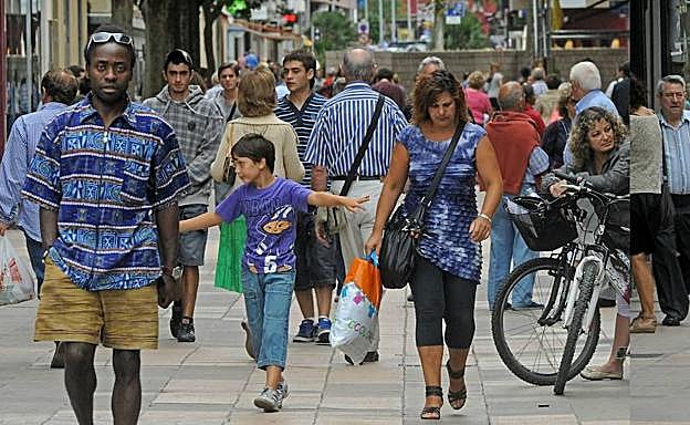 Cerca de 332.000 personas residen hoy en Álava. 