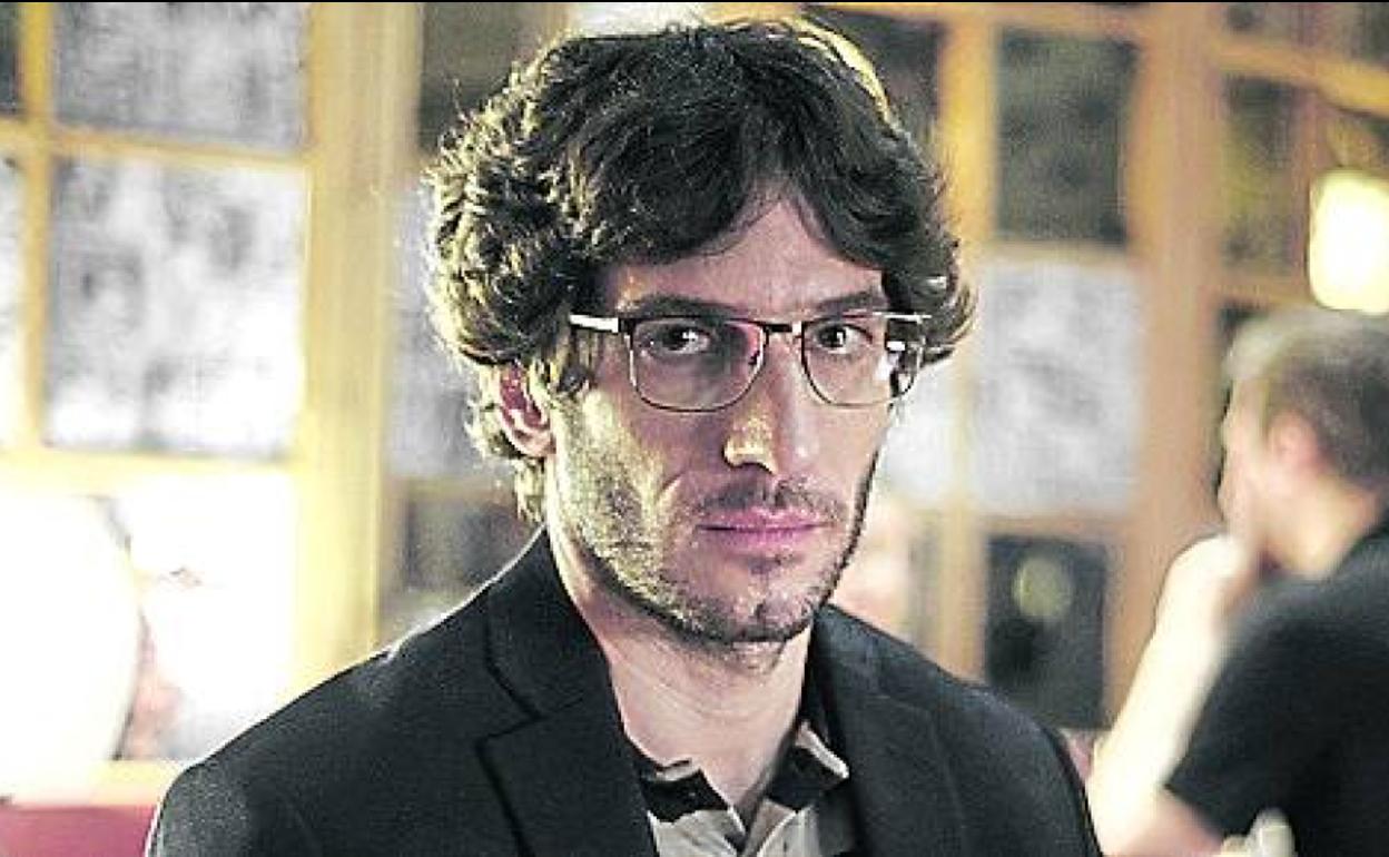 Crítica de 'Te quiero, imbécil' (2020): Un pringao on line