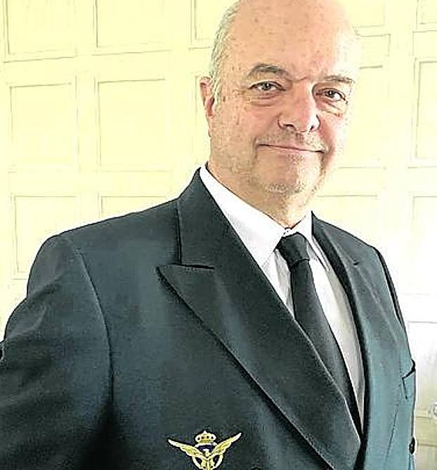 Javier Martínez de Velasco.