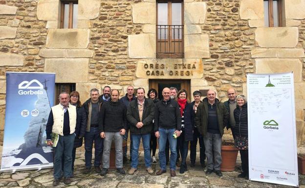 El plan de acción de este año ha arrancado con un encuentro institucional en Murgia. 