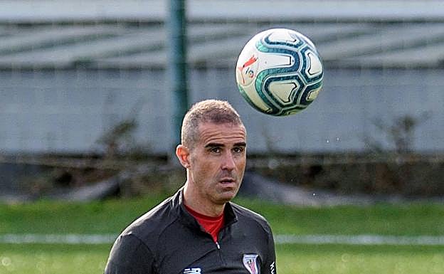 Gaizka Garitano espera aprovechar el impulso del Granada e imponerse a Osasuna. 