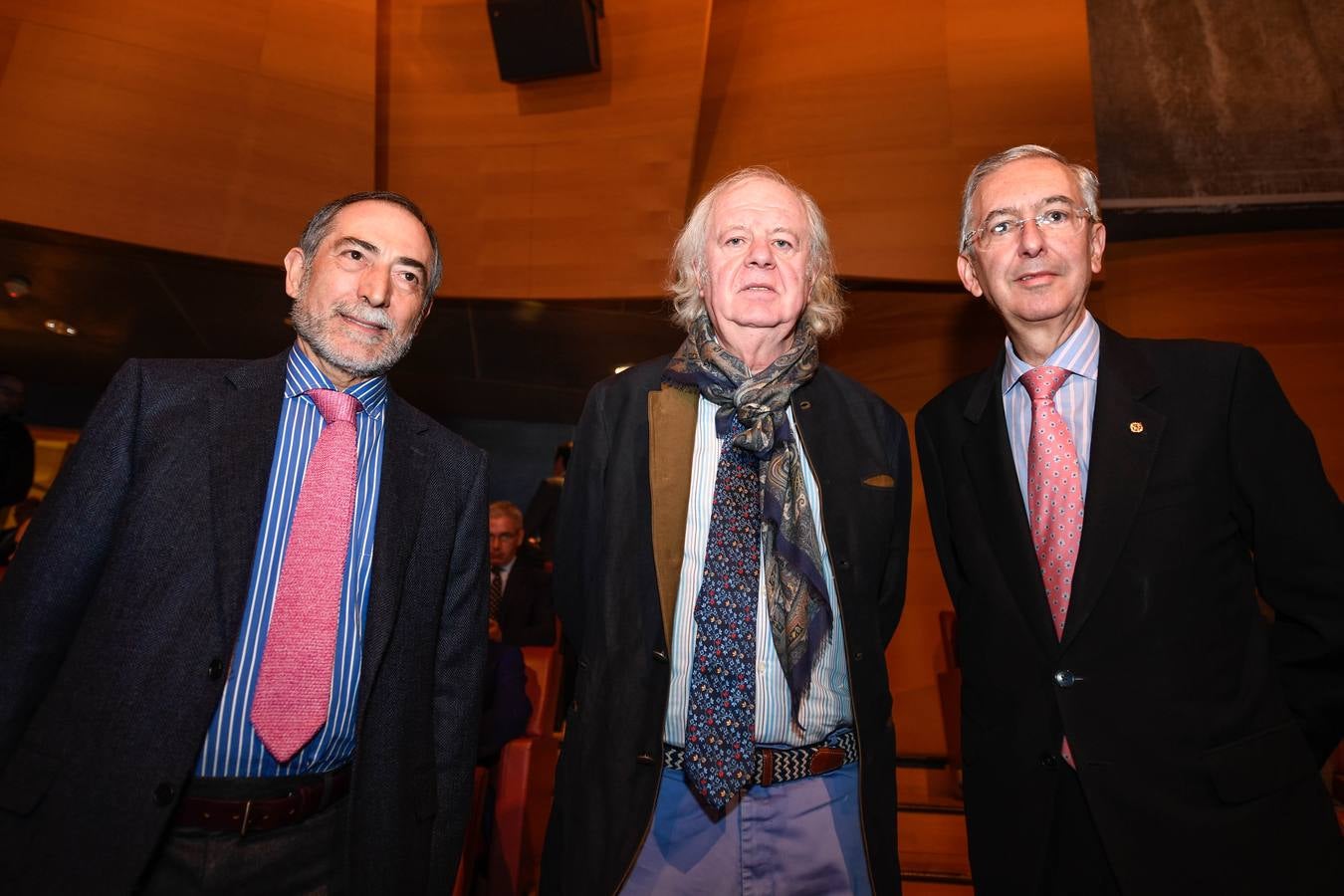 Carlos Aldama, Joseba Jauregizar y Víctor Pérez de Guezuraga.