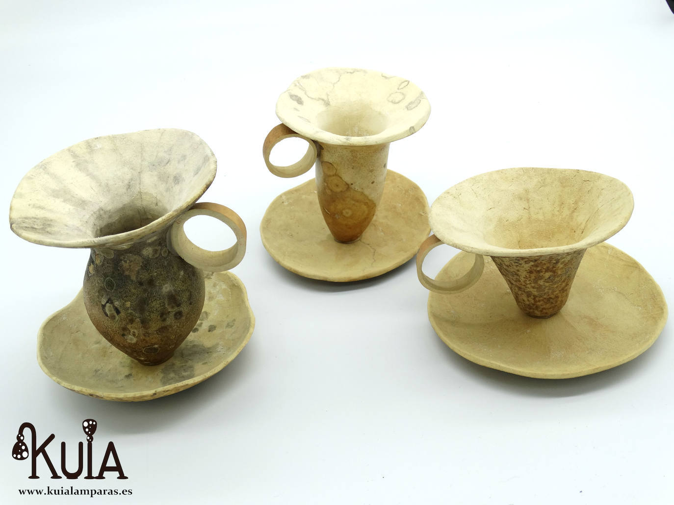 Fotos: El huerto alavés donde crecen lámparas, tazas, pendientes...