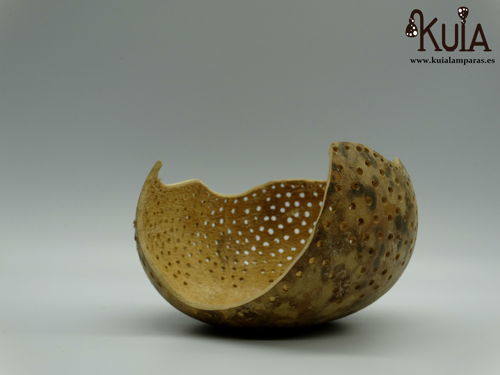 Fotos: El huerto alavés donde crecen lámparas, tazas, pendientes...