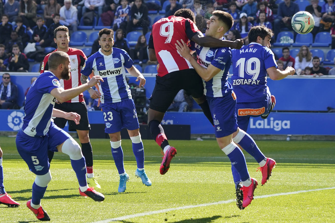 Fotos: Las mejores imágenes del Alavés - Athletic