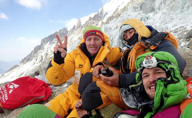 Urubko, con Elisabeth Revol y Adam Bielecki.