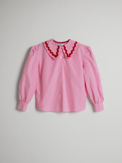 'School Shirt' con ribete festoneado, de La Veste (150 euros).