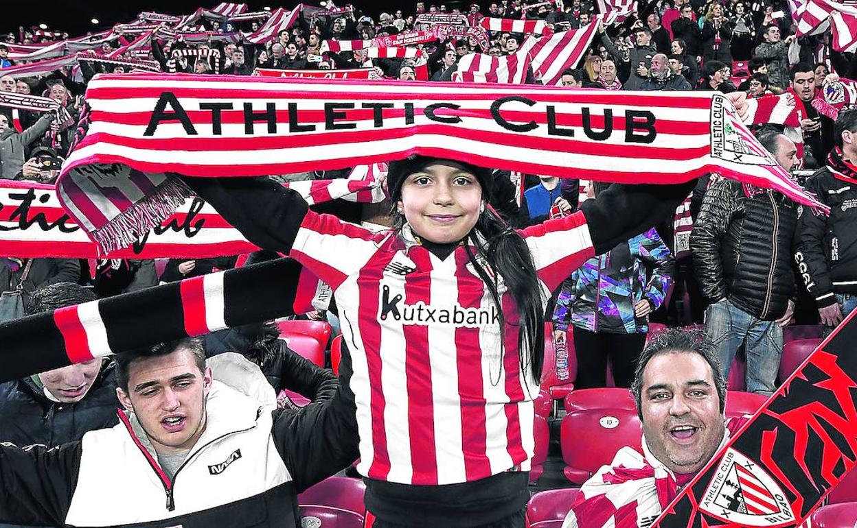 A dos pasos de levantar un trofeo maldito