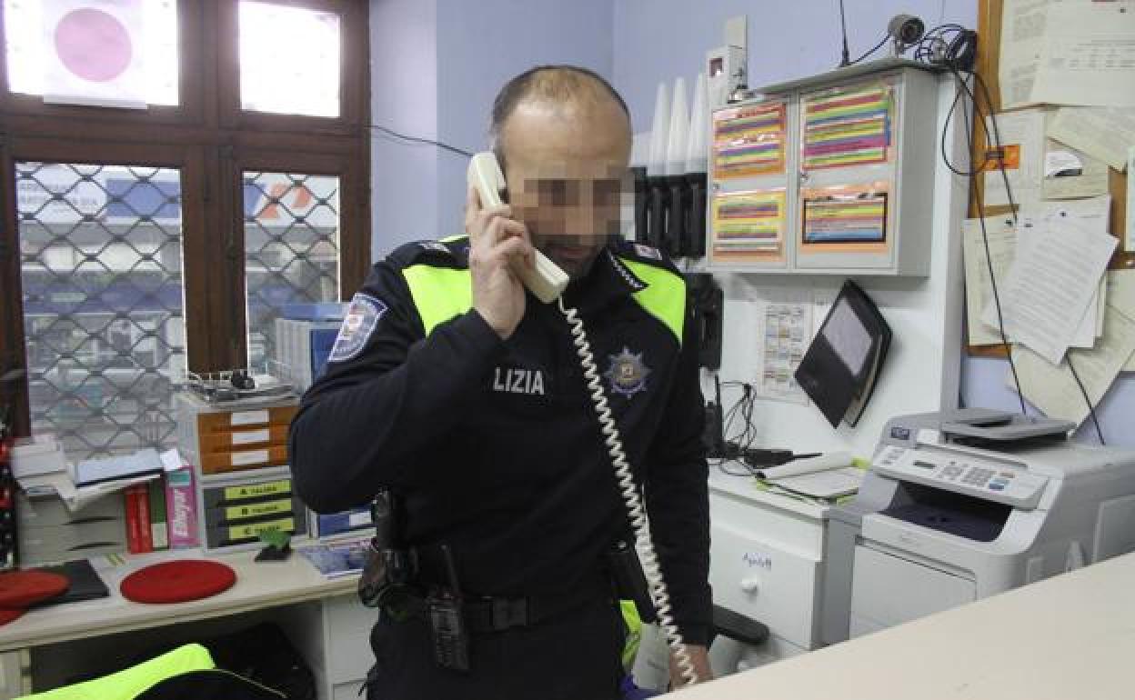 La Policía Municipal de Amurrio no tiene turno de noche. 