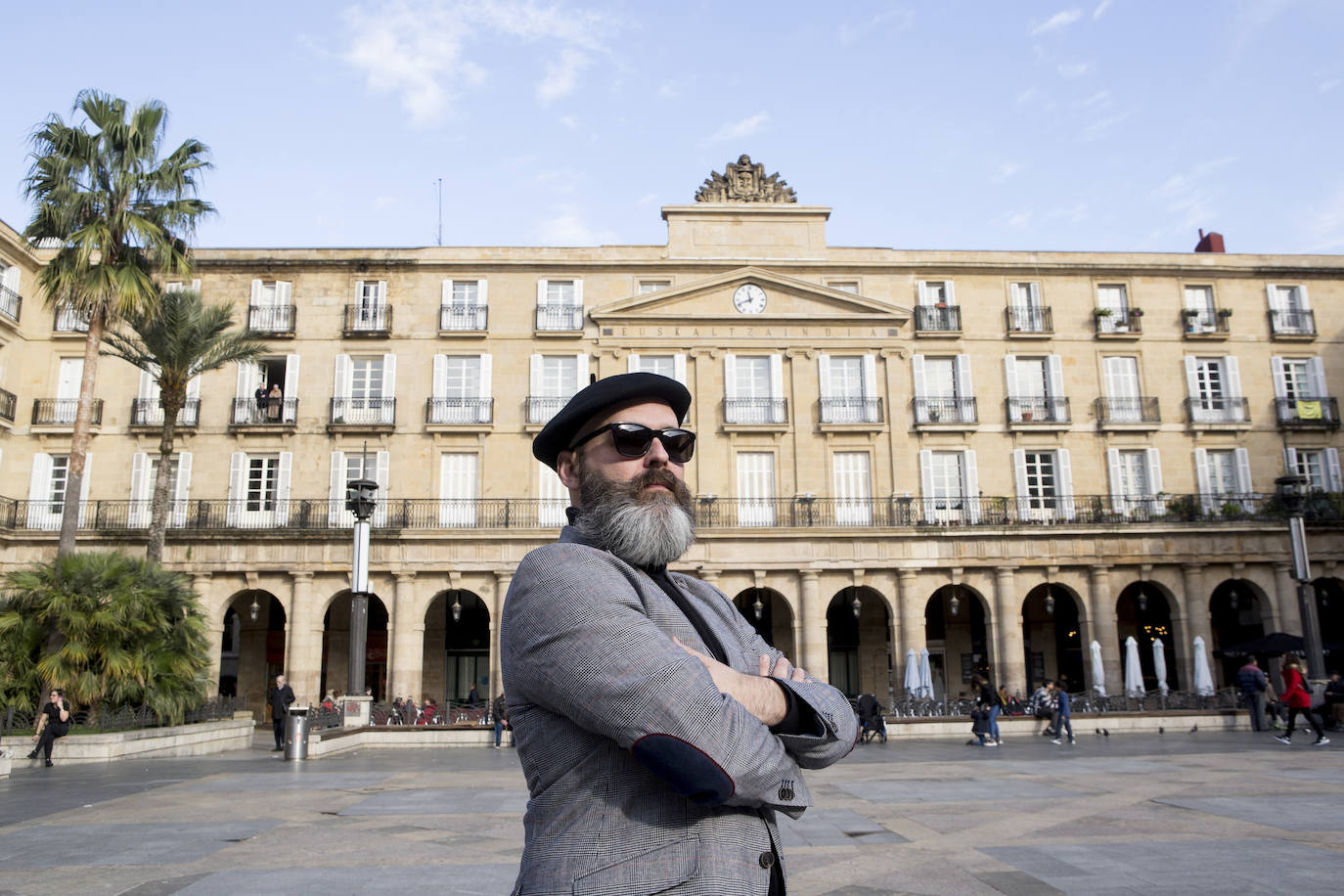 Fotos: Las txapelas (a medio lao), la última moda de Bilbao