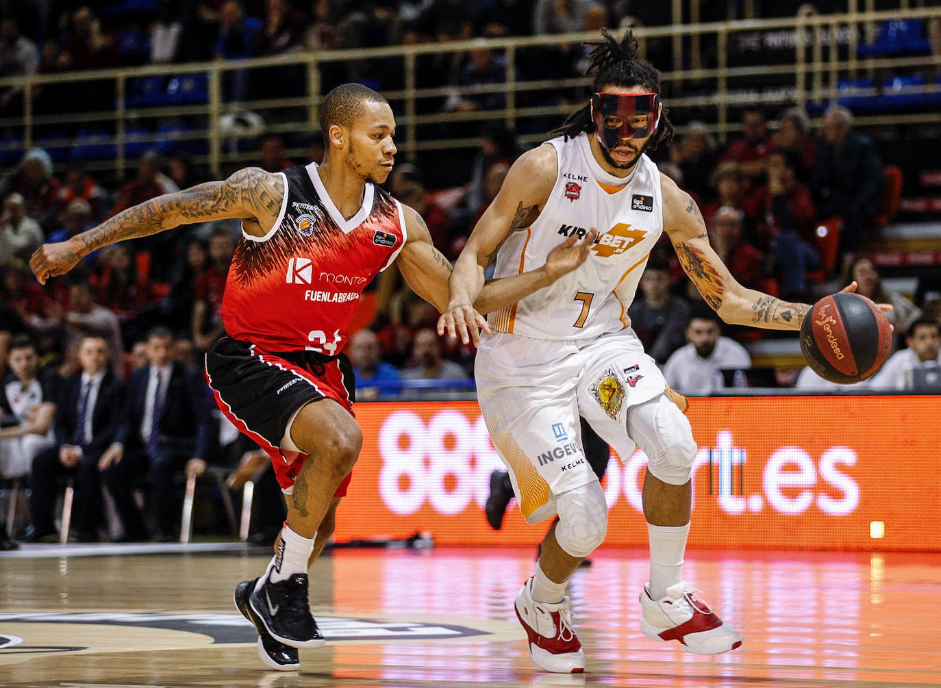 Fotos: Las fotos del Fuenlabrada - Baskonia