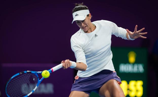 Garbiñe Muguruza en el encuentro contra Barty en Doha.