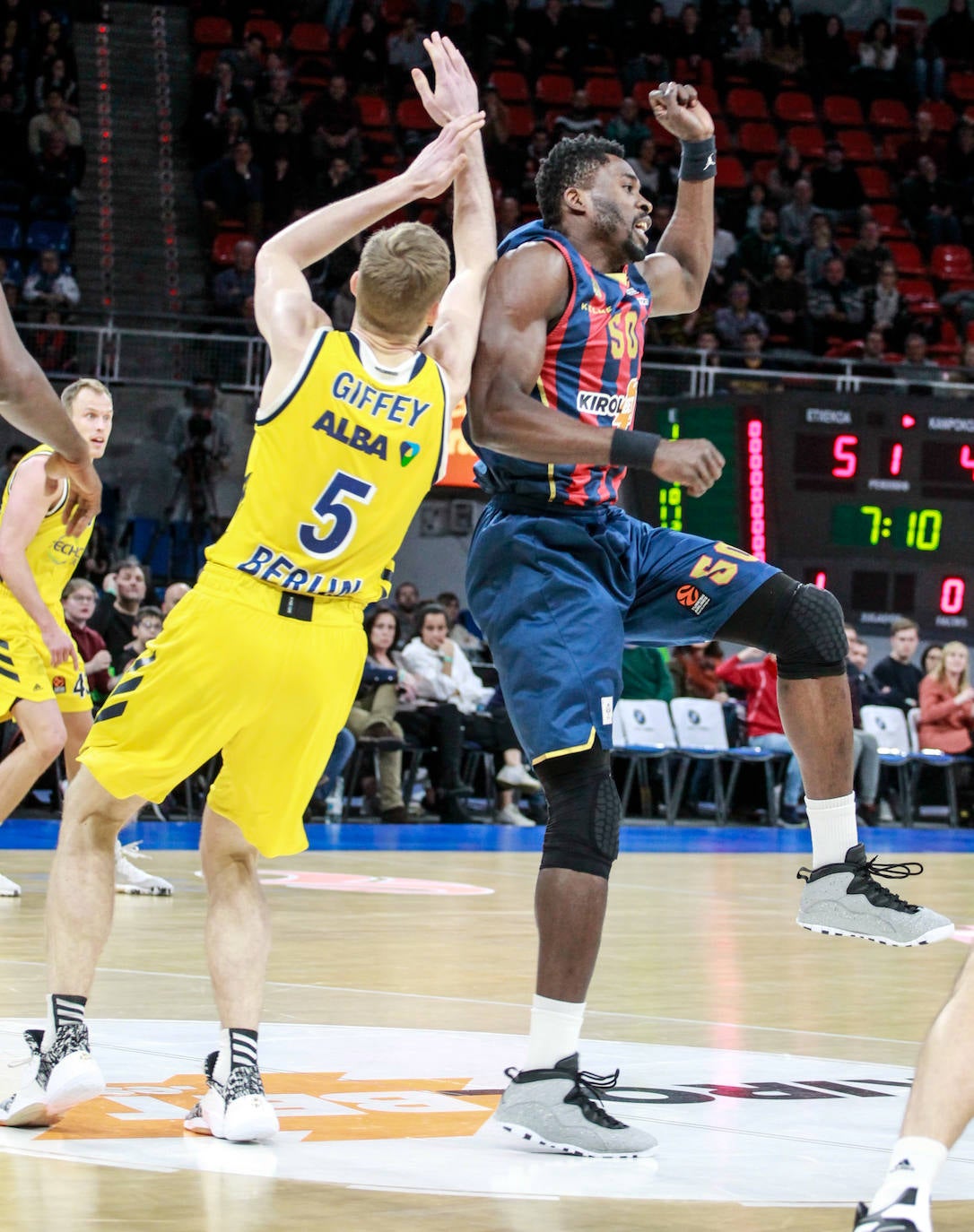 Fotos: Las mejores imágenes del Baskonia - Alba Berlín