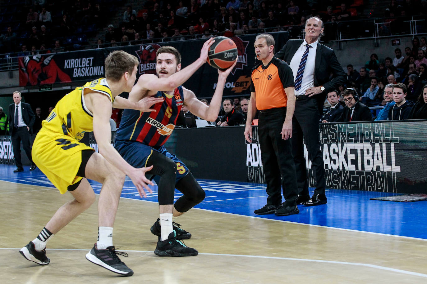 Fotos: Las mejores imágenes del Baskonia - Alba Berlín