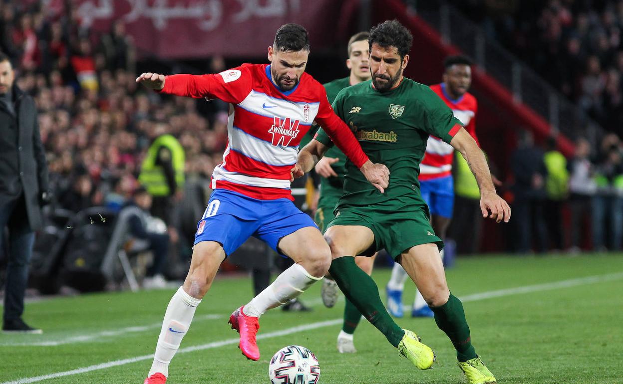 Raúl García, en un momento del partido.