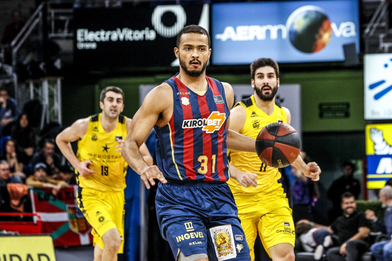 Fotos: Kirolbet Baskonia-Iberostar Tenerife, en imágenes