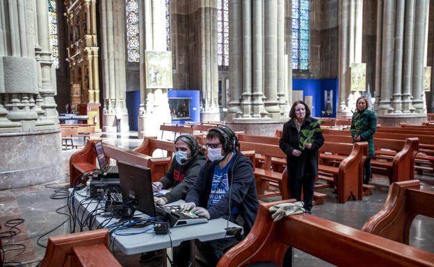 La Vigilia Pascual también será retransmitida por internet. 