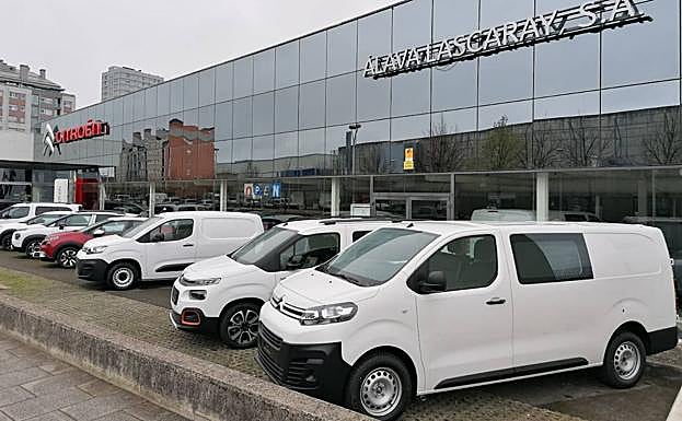 Citroën Lascaray presta vehículos de cortesía a Osakidetza y Policía.