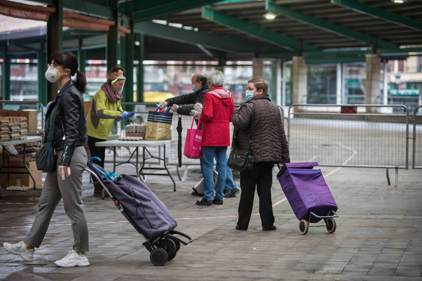 Fotos: Vuelve el mercado de los lunes de Gernika