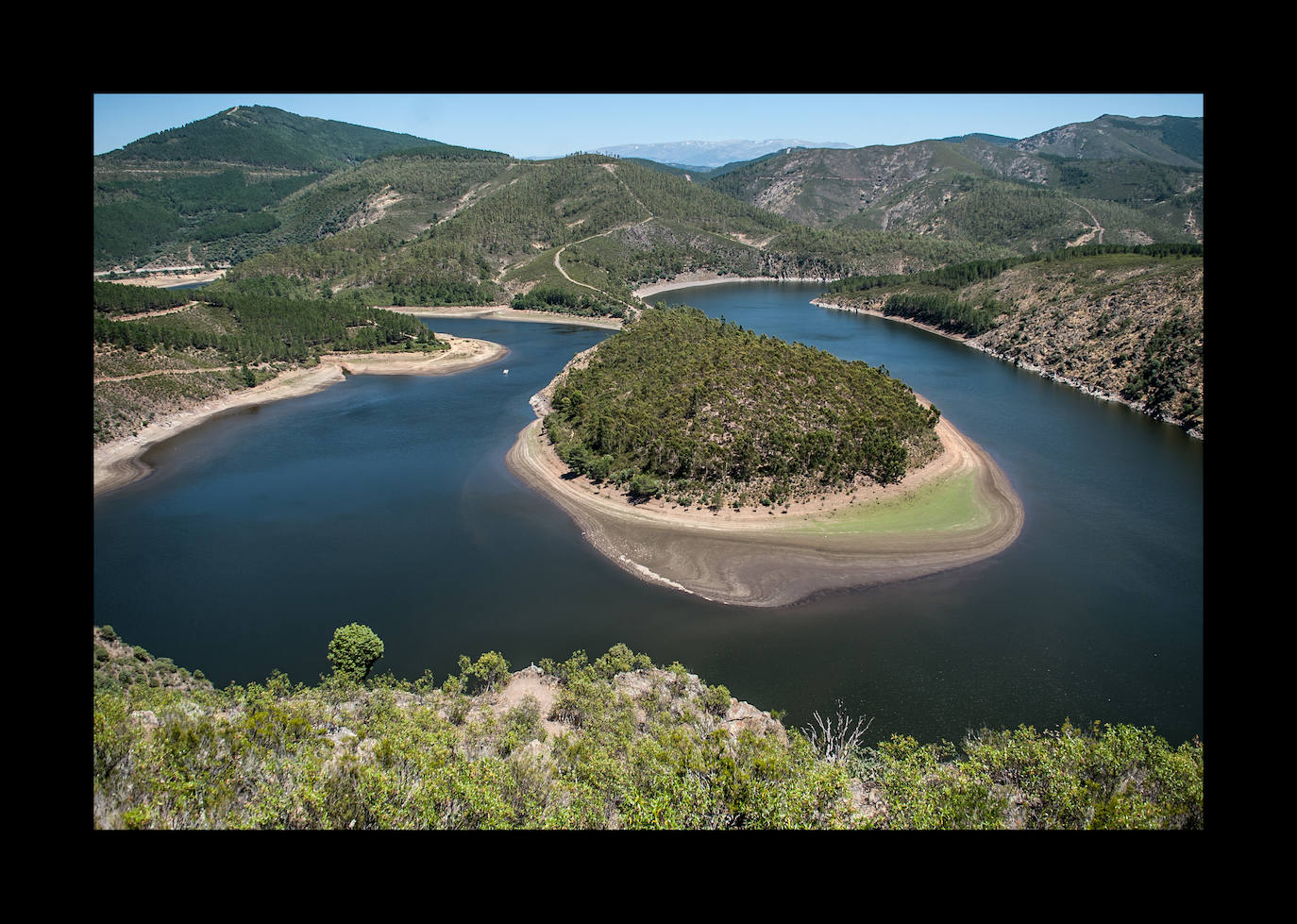 Mirador sobre el meandro del Melero, en Riomalo de Abajo, marca la frontera entre Salamanca y Cáceres, donde se juntan los ríos Ladrillar y Alagón.