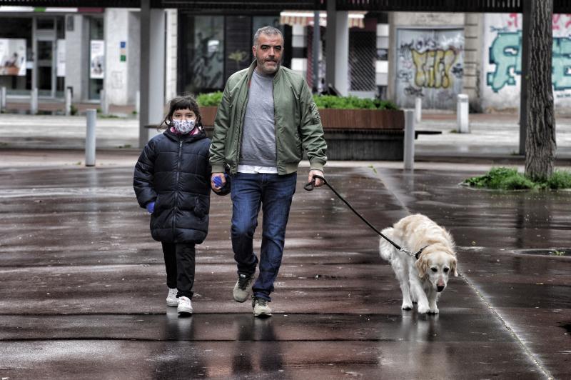 Fotos: Más de 48.000 niños alaveses ya pueden salir a la calle