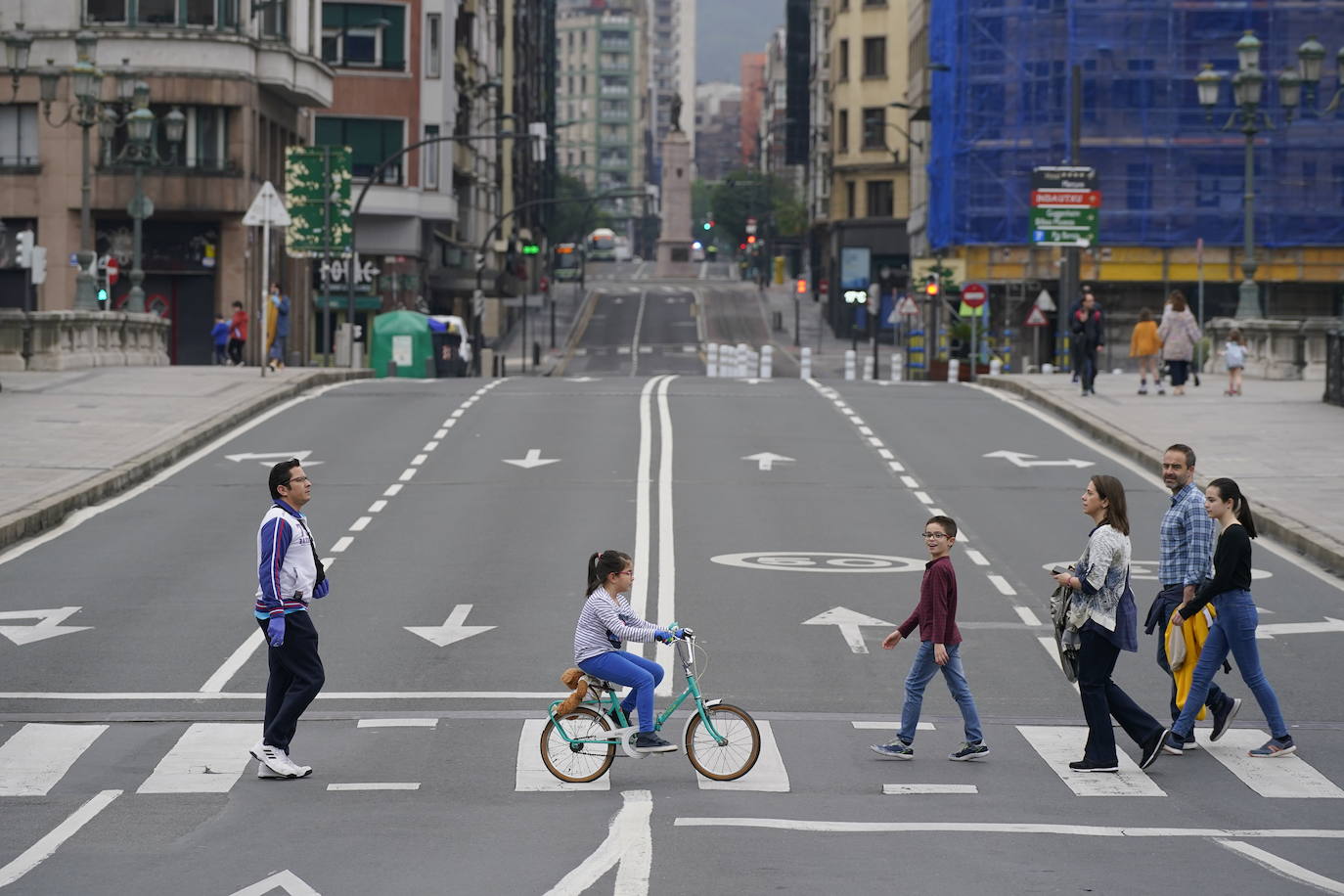 Bicicletas, andando... La cuestión era salir de casa.