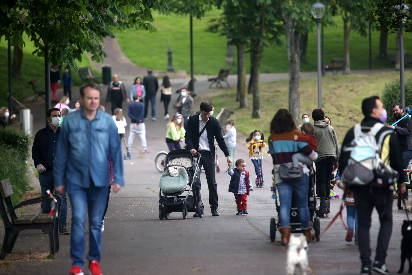 El parque Europa, en Bilbao, registró una gran cantidad de gente.