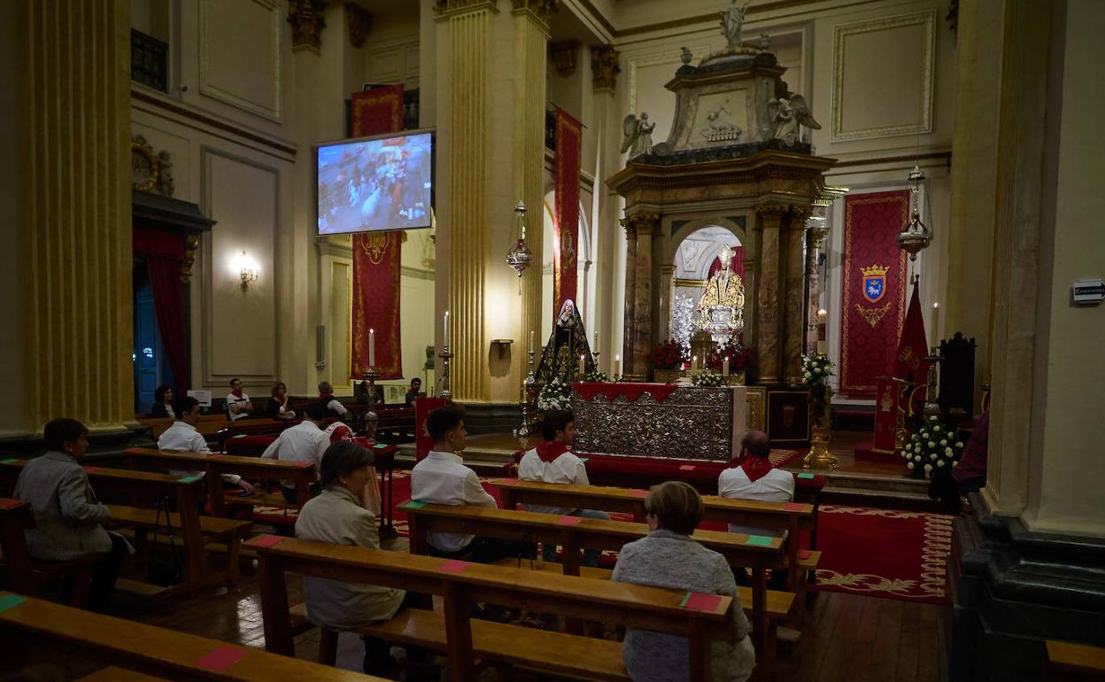 Misa celebrada ayer en Pamplona.