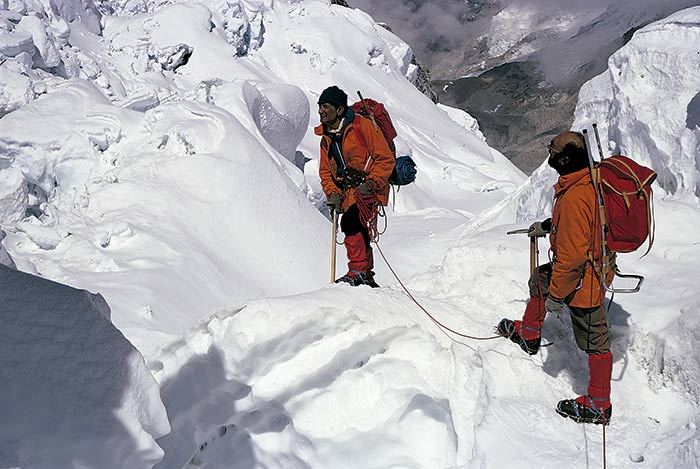 Superando la Cascada de Hielo.