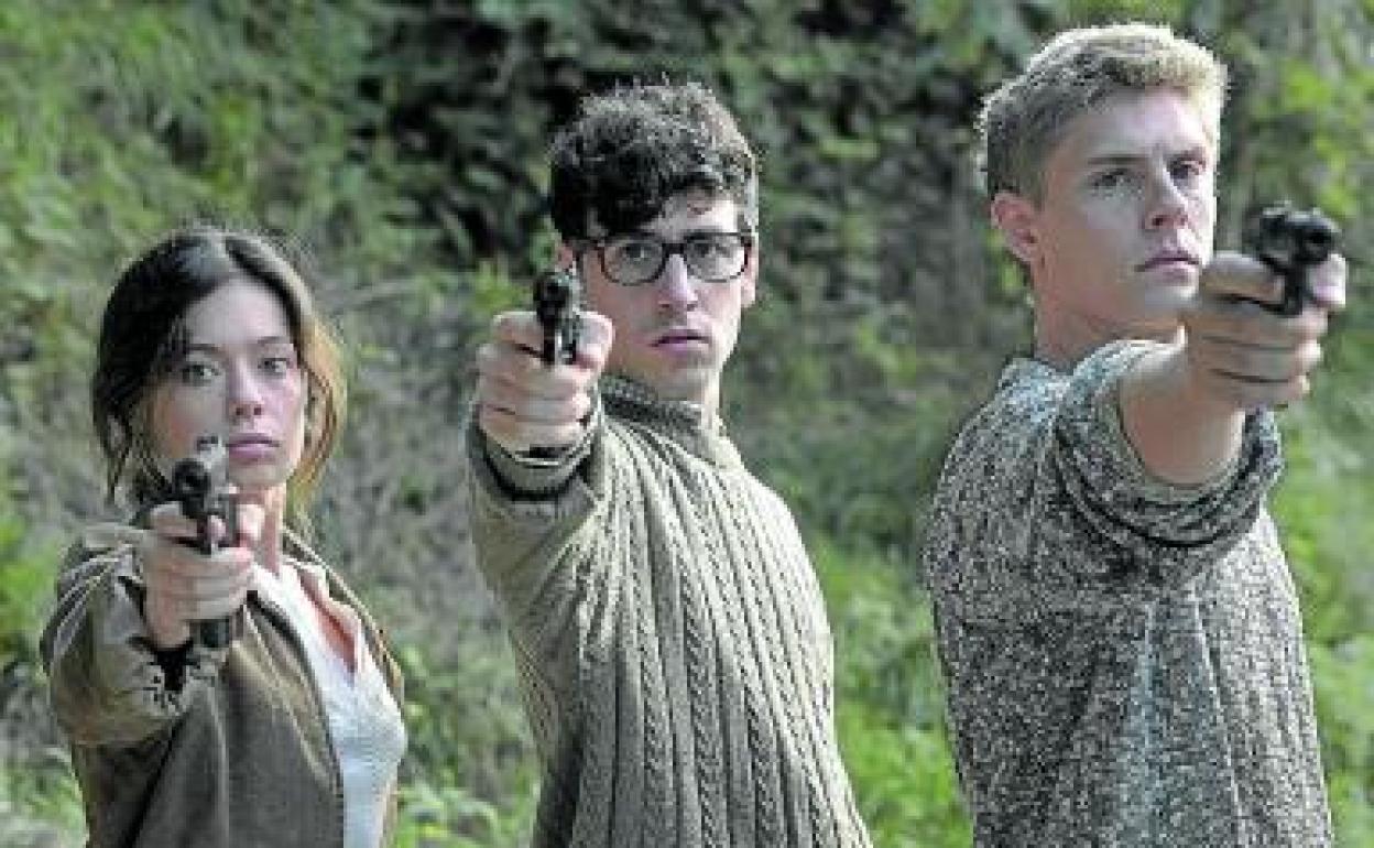 'La línea invisible' telesailaren irudi bat.