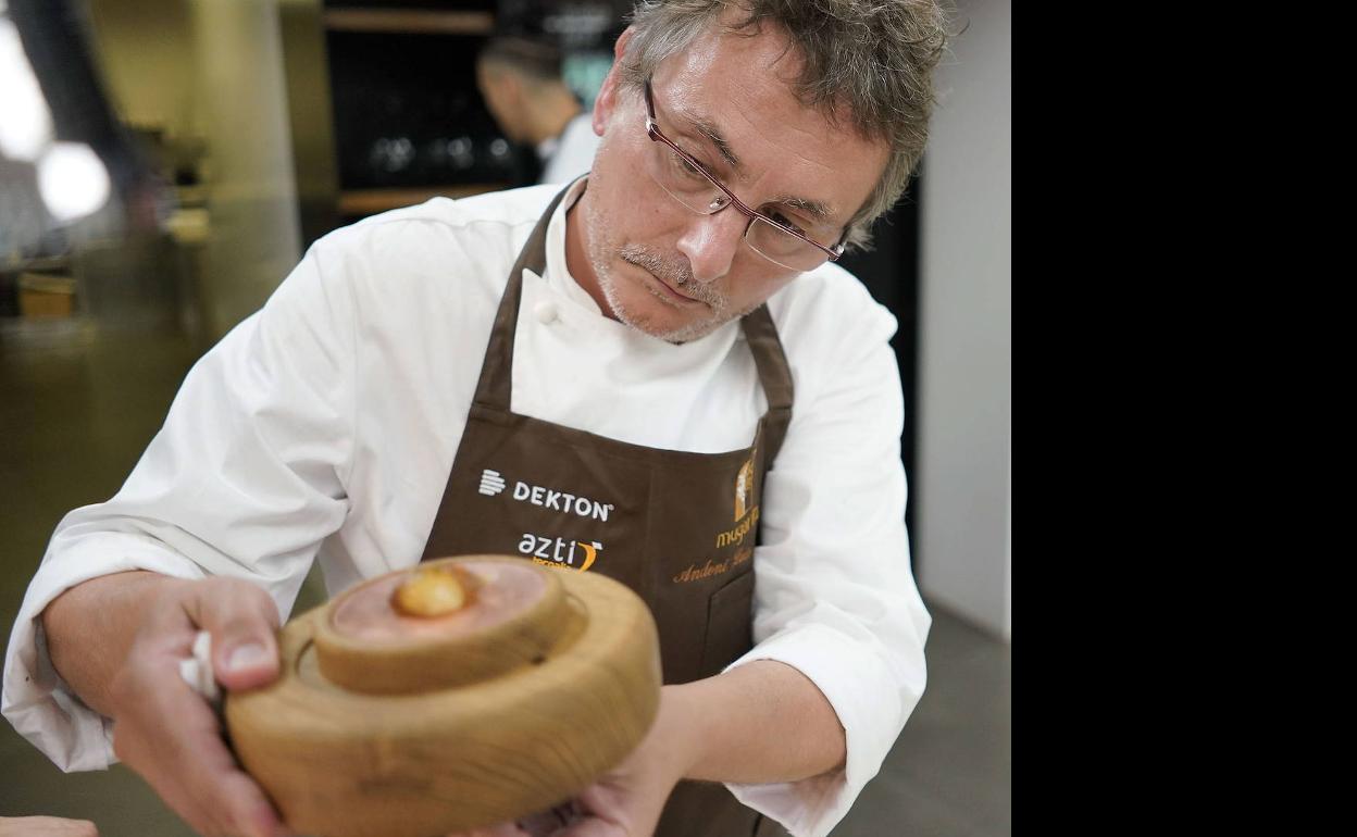 La obligada reinvención de bares y restaurantes