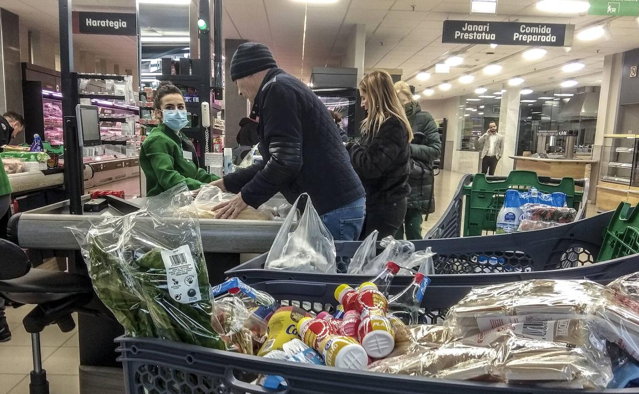 Los supermercados forman parte de la lista de establecimientos que serán inspeccionados. 