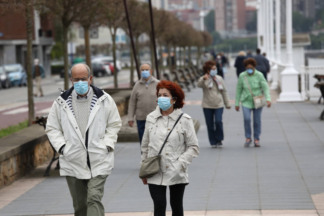 Mascarillas para evitar el contagio en Getxo.