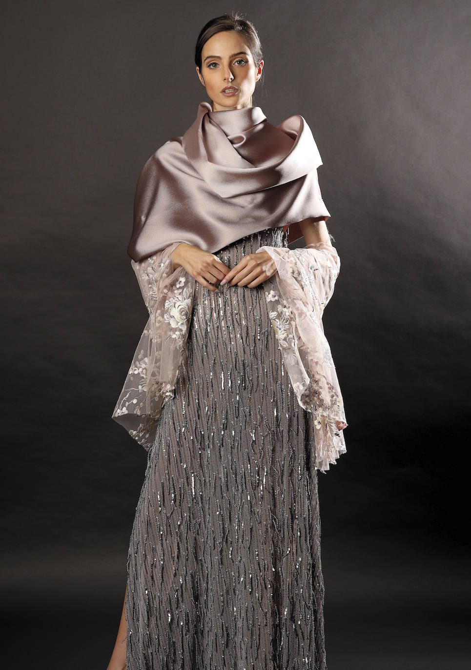 Fotos: Esto es lo que pasa cuando se sustituyen los maniquíes por la puesta en escena improvisada de tres diseñadores vizcaínos