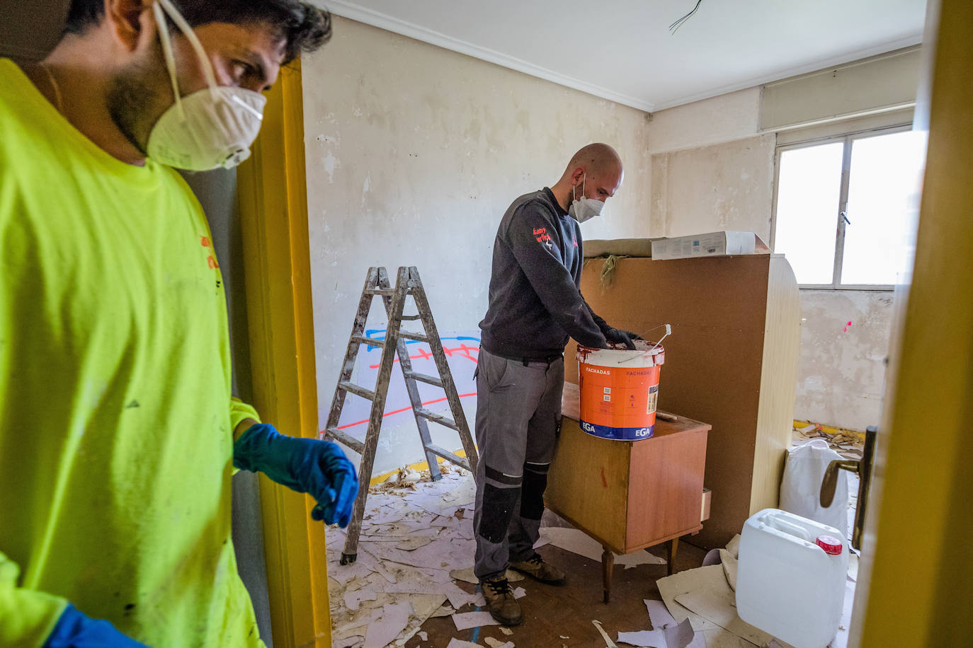 Ya se pueden hacer obras en viviendas y edificios habitados El Correo Ya se pueden hacer obras en viviendas y edificios habitados El Correo